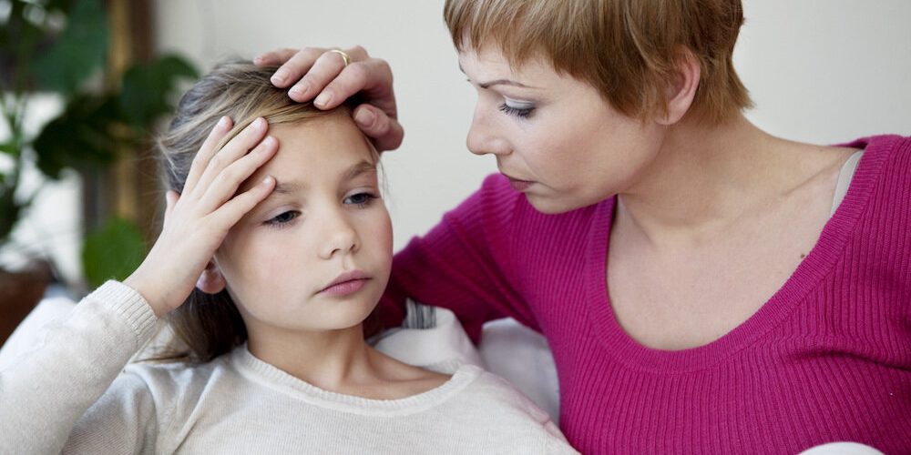 Нервный тик у ребёнка: причины и лечение
